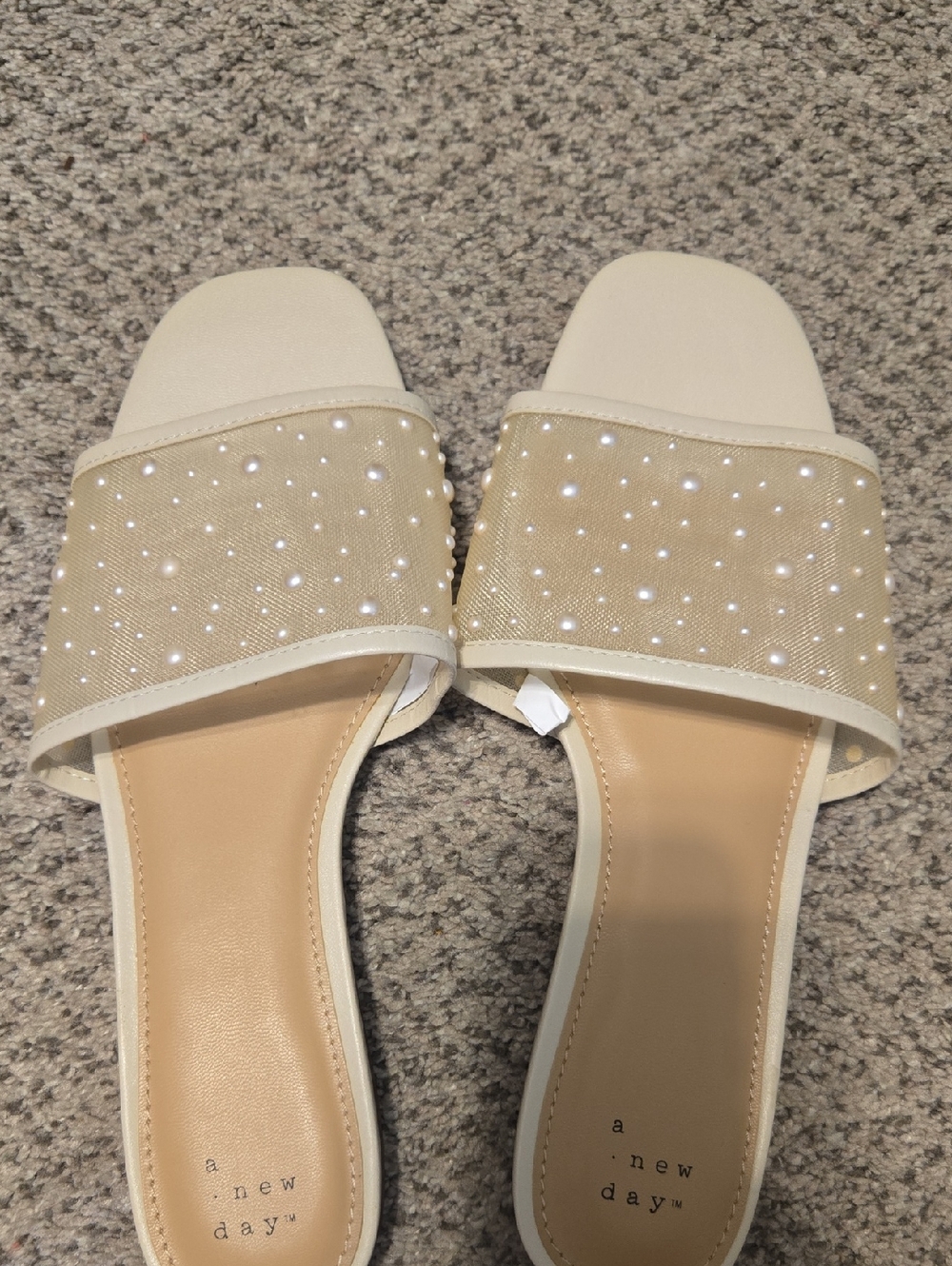 a new day Cream Pearl Mesh Slide Sandals. Never Worn